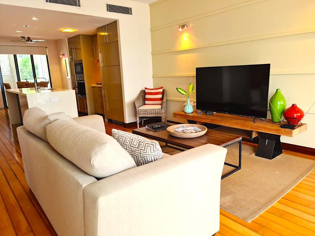 Appartement Boathouse Port Of Airlie à Airlie Beach Extérieur photo