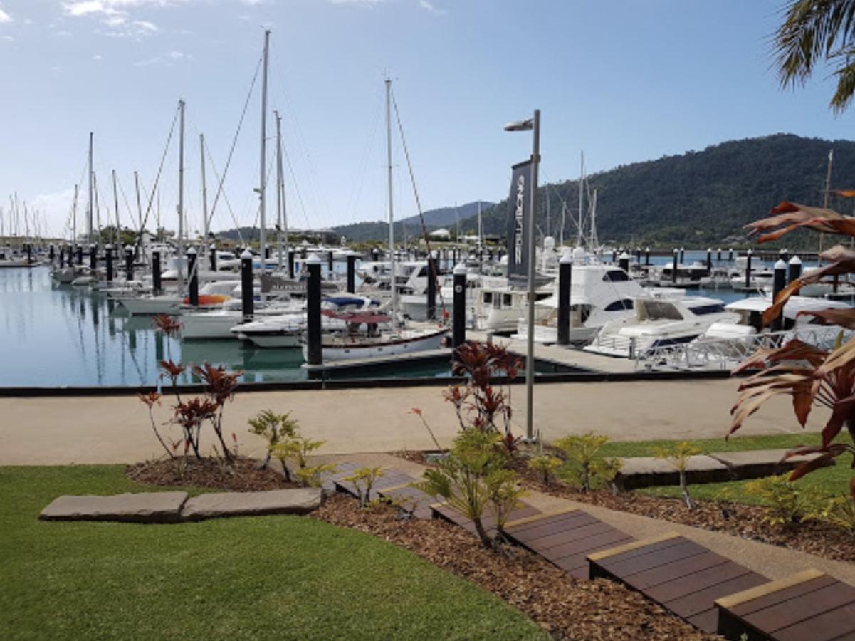 Appartement Boathouse Port Of Airlie à Airlie Beach Extérieur photo