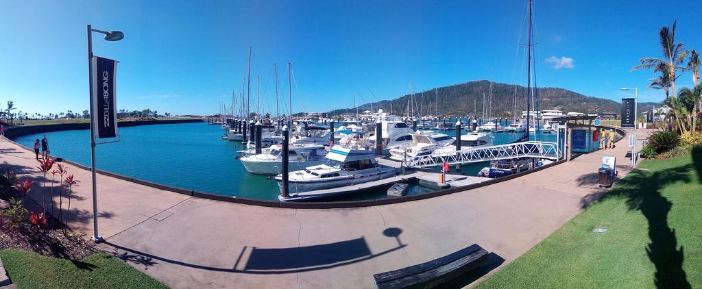Appartement Boathouse Port Of Airlie à Airlie Beach Extérieur photo